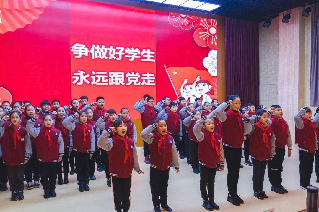 面对强势的婆婆，怎么处理婆媳关系？游戏画面